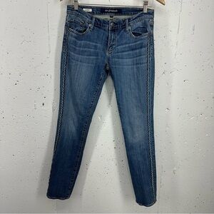 Driftwood Women’s size 28 Embroidered Straight Slim Jeans READ